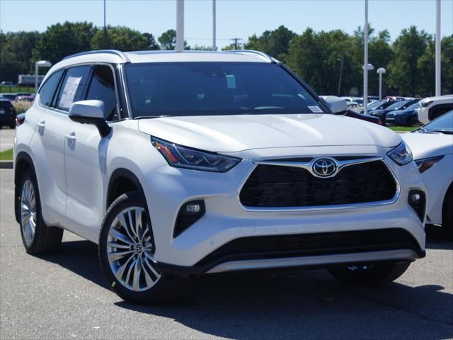 2026 Toyota Highlander Hybrid Platinum