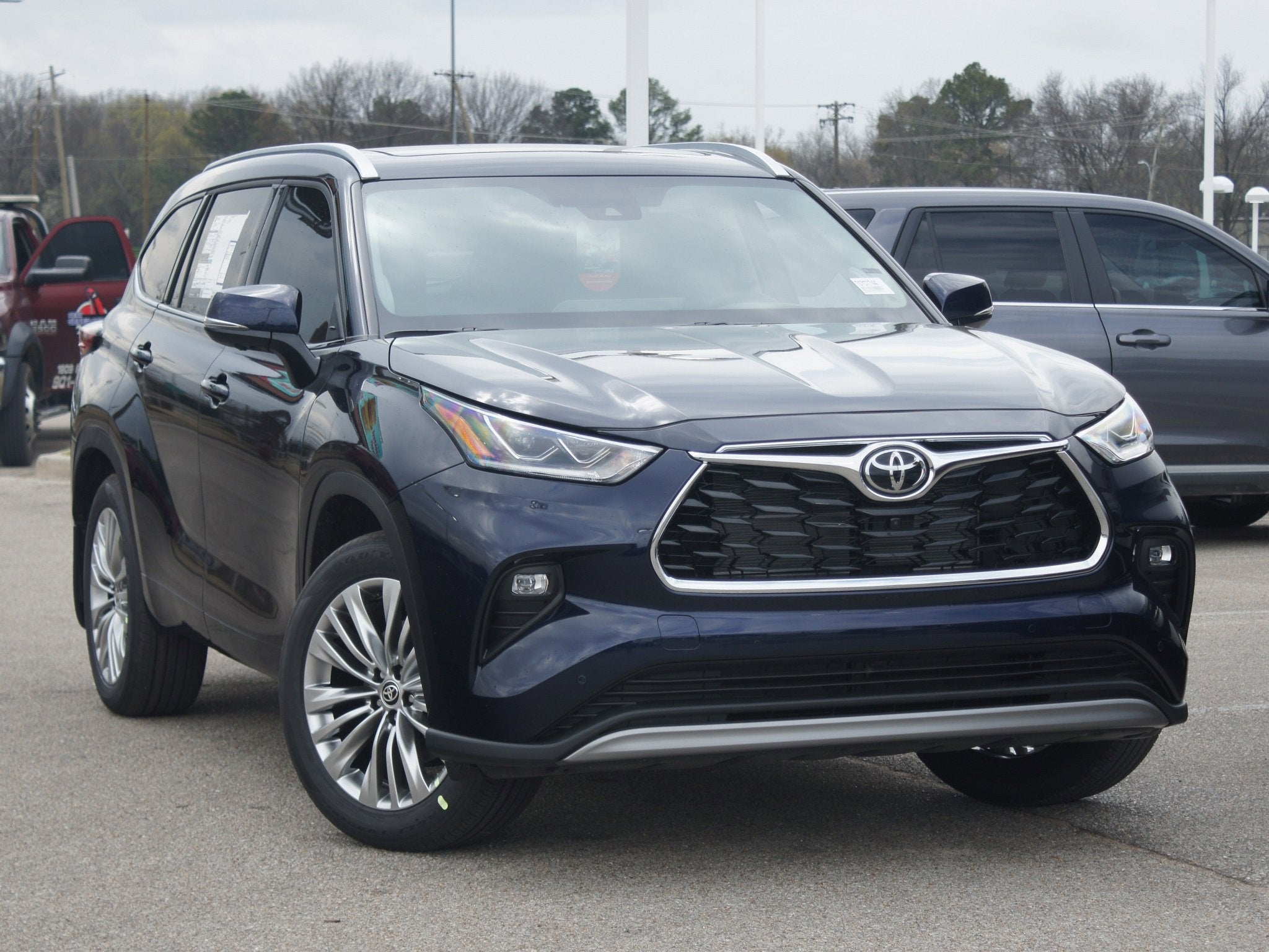 2026 Toyota Highlander Hybrid Platinum