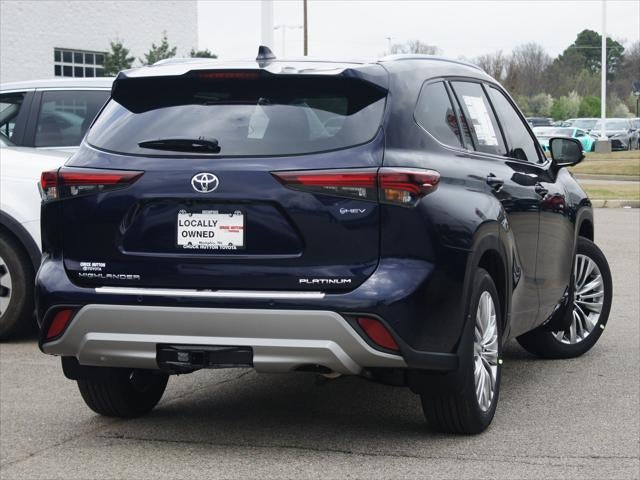 2026 Toyota Highlander Hybrid Platinum