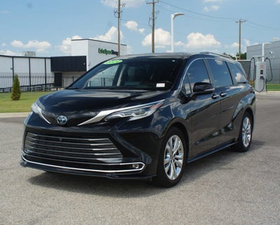 2022 Toyota Sienna Platinum