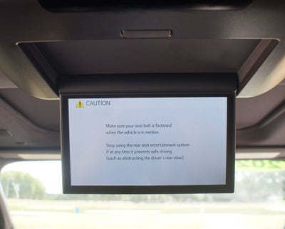 2022 Toyota Sienna Platinum