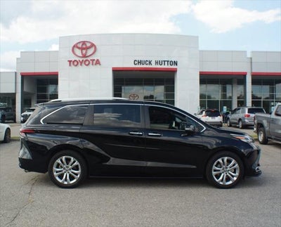 2022 Toyota Sienna Platinum