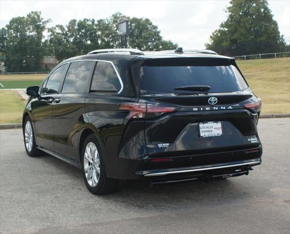 2022 Toyota Sienna Platinum