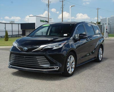 2022 Toyota Sienna Platinum
