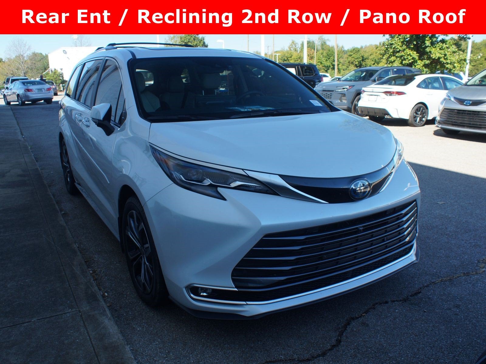 2025 Toyota Sienna Platinum