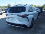 2025 Toyota Sienna Platinum