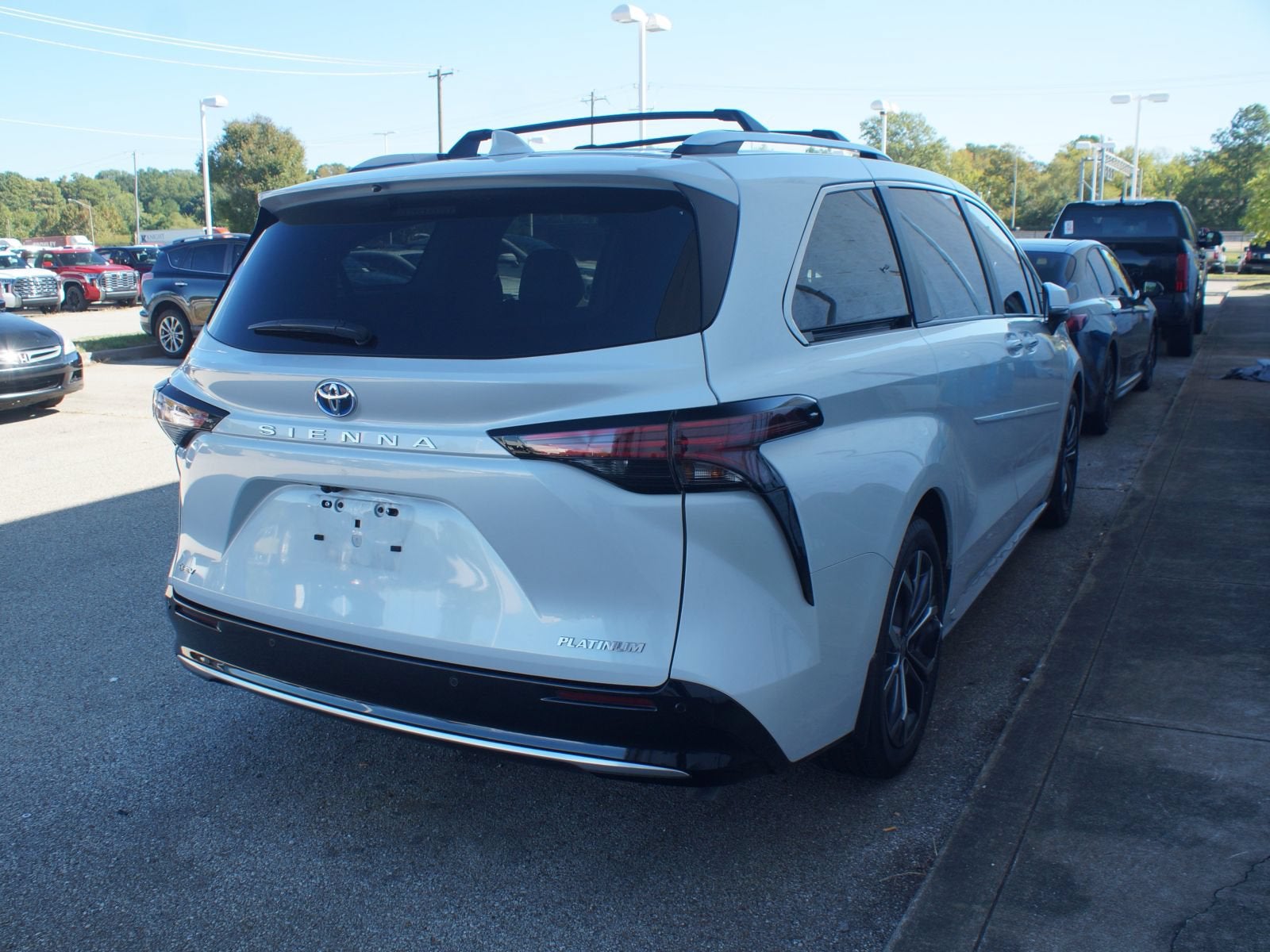 2025 Toyota Sienna Platinum
