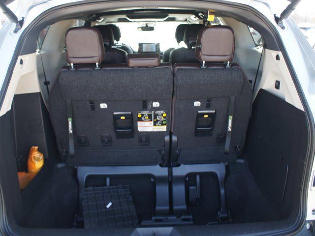 2024 Toyota Sienna Platinum