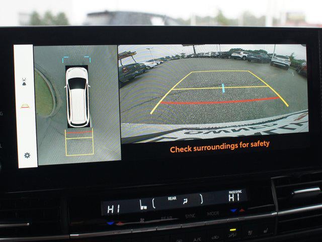 2025 Toyota Sienna Platinum