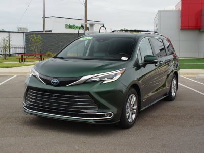 2021 Toyota Sienna Platinum