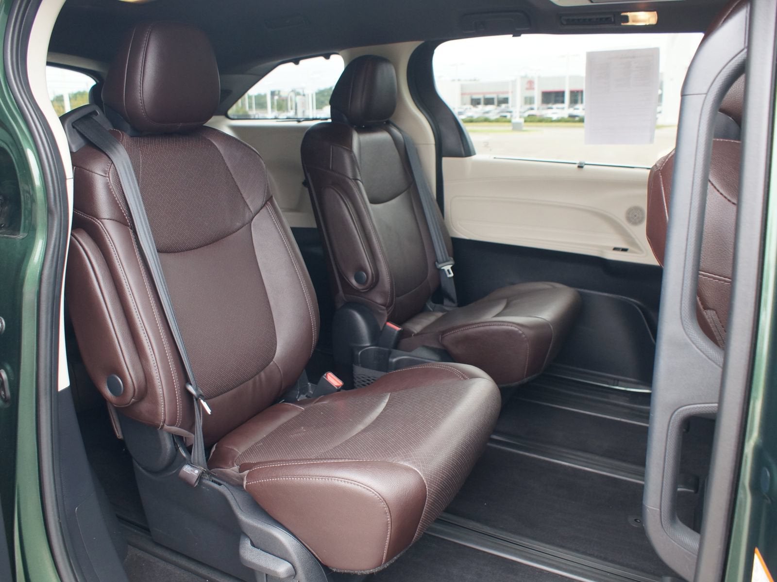 2021 Toyota Sienna Platinum