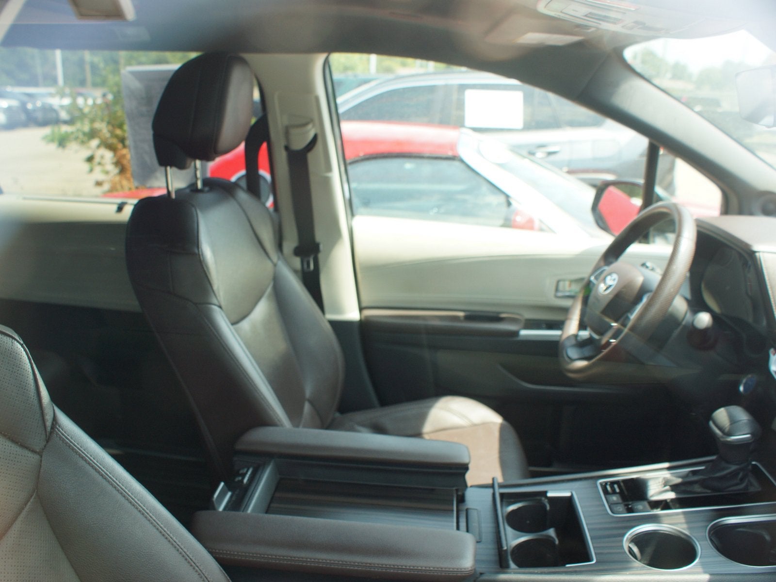 2021 Toyota Sienna Platinum