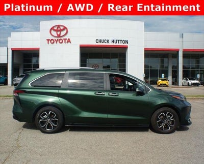 2025 Toyota Sienna Platinum