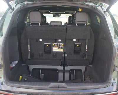 2025 Toyota Sienna Platinum