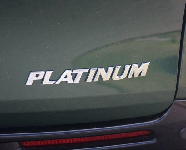 2025 Toyota Sienna Platinum