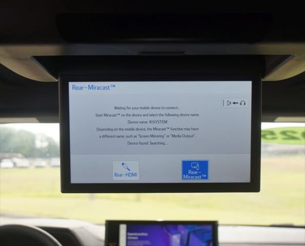2025 Toyota Sienna Platinum