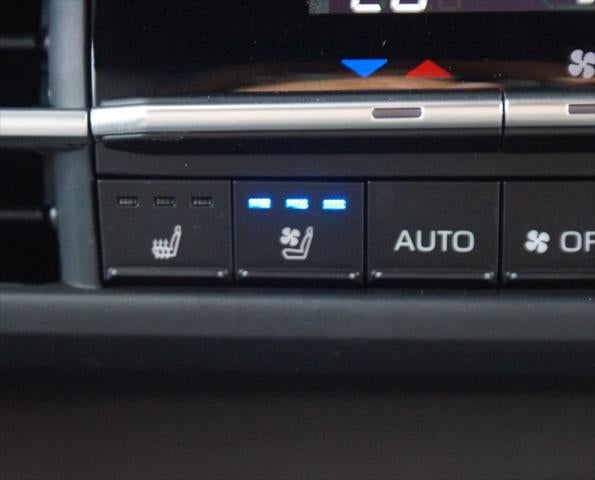 2025 Toyota Sienna Platinum