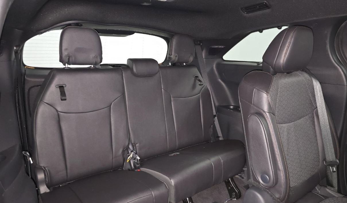 2025 Toyota Sienna Platinum
