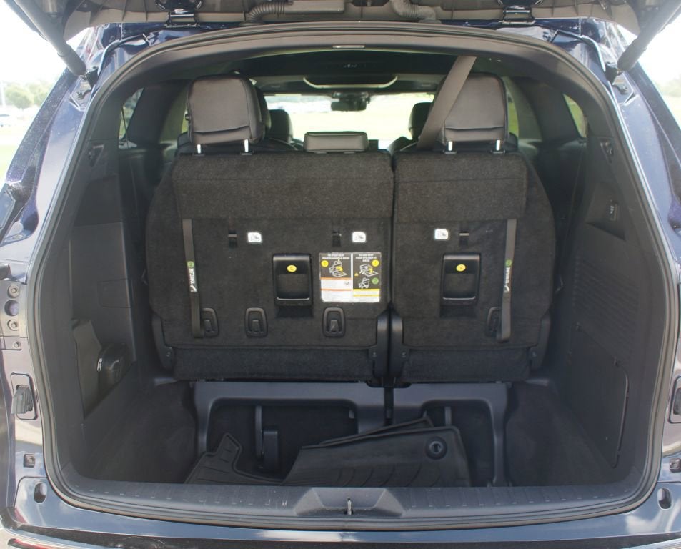 2025 Toyota Sienna Platinum