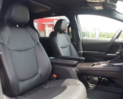 2025 Toyota Sienna Platinum