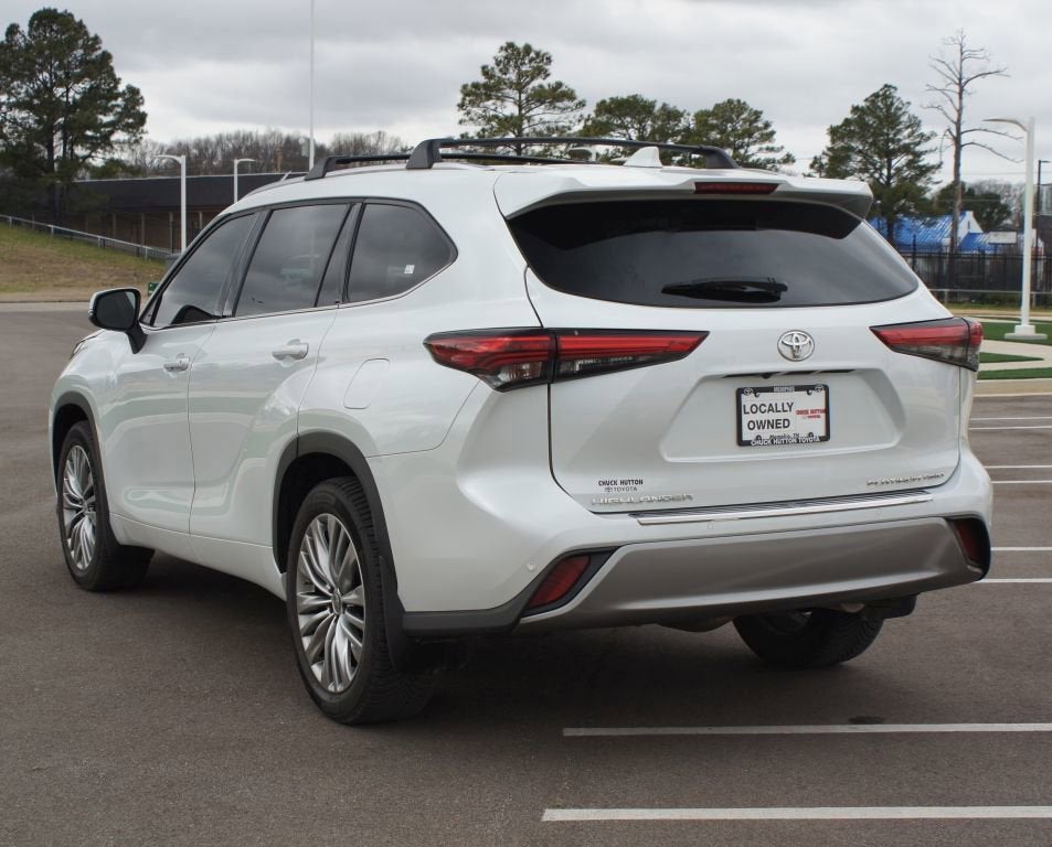 2022 Toyota Highlander Platinum