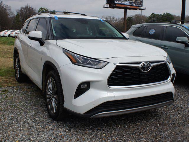 2022 Toyota Highlander Platinum