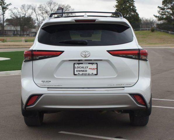 2022 Toyota Highlander Platinum