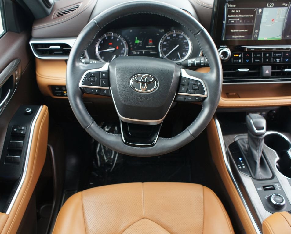 2022 Toyota Highlander Platinum