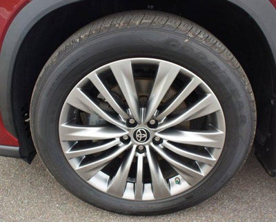 2022 Toyota Highlander Platinum