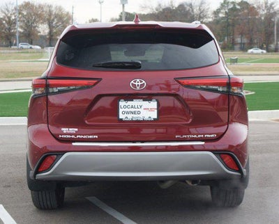 2022 Toyota Highlander Platinum