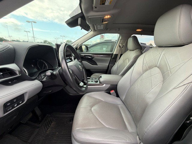 2020 Toyota Highlander Platinum