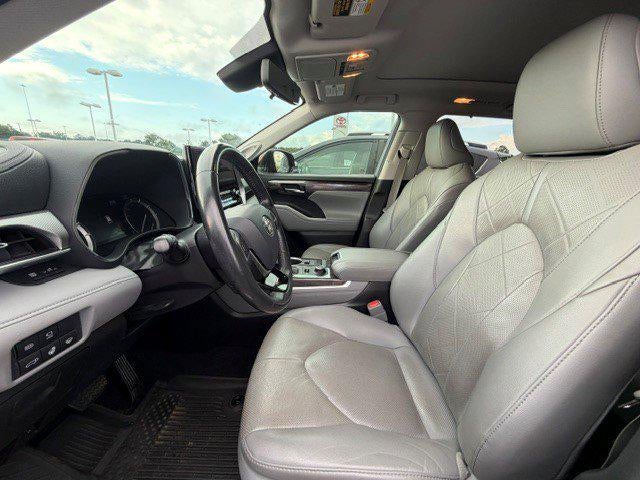 2020 Toyota Highlander Platinum