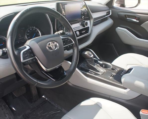 2021 Toyota Highlander Hybrid XLE