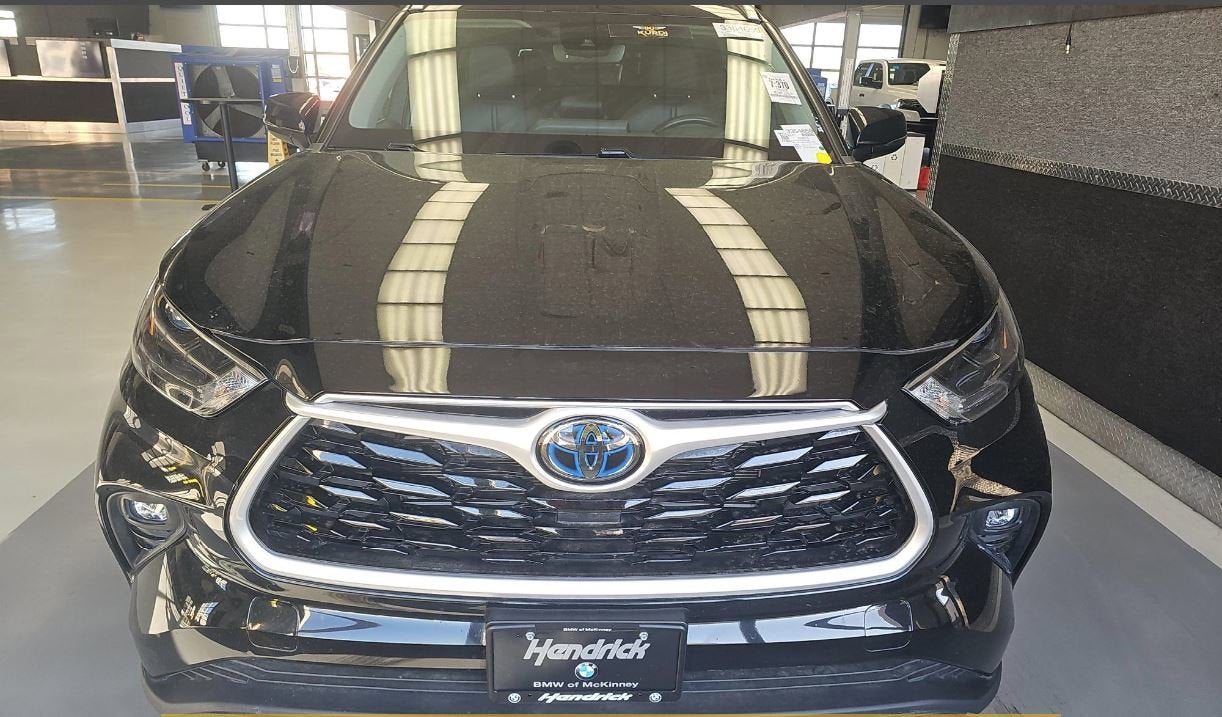 2022 Toyota Highlander Hybrid XLE