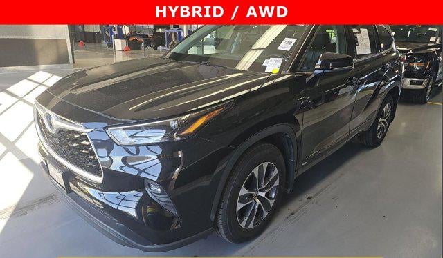 2022 Toyota Highlander Hybrid XLE