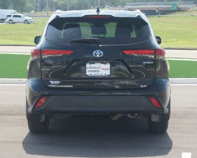 2022 Toyota Highlander Hybrid XLE