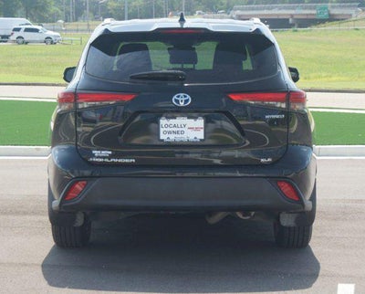 2022 Toyota Highlander Hybrid XLE