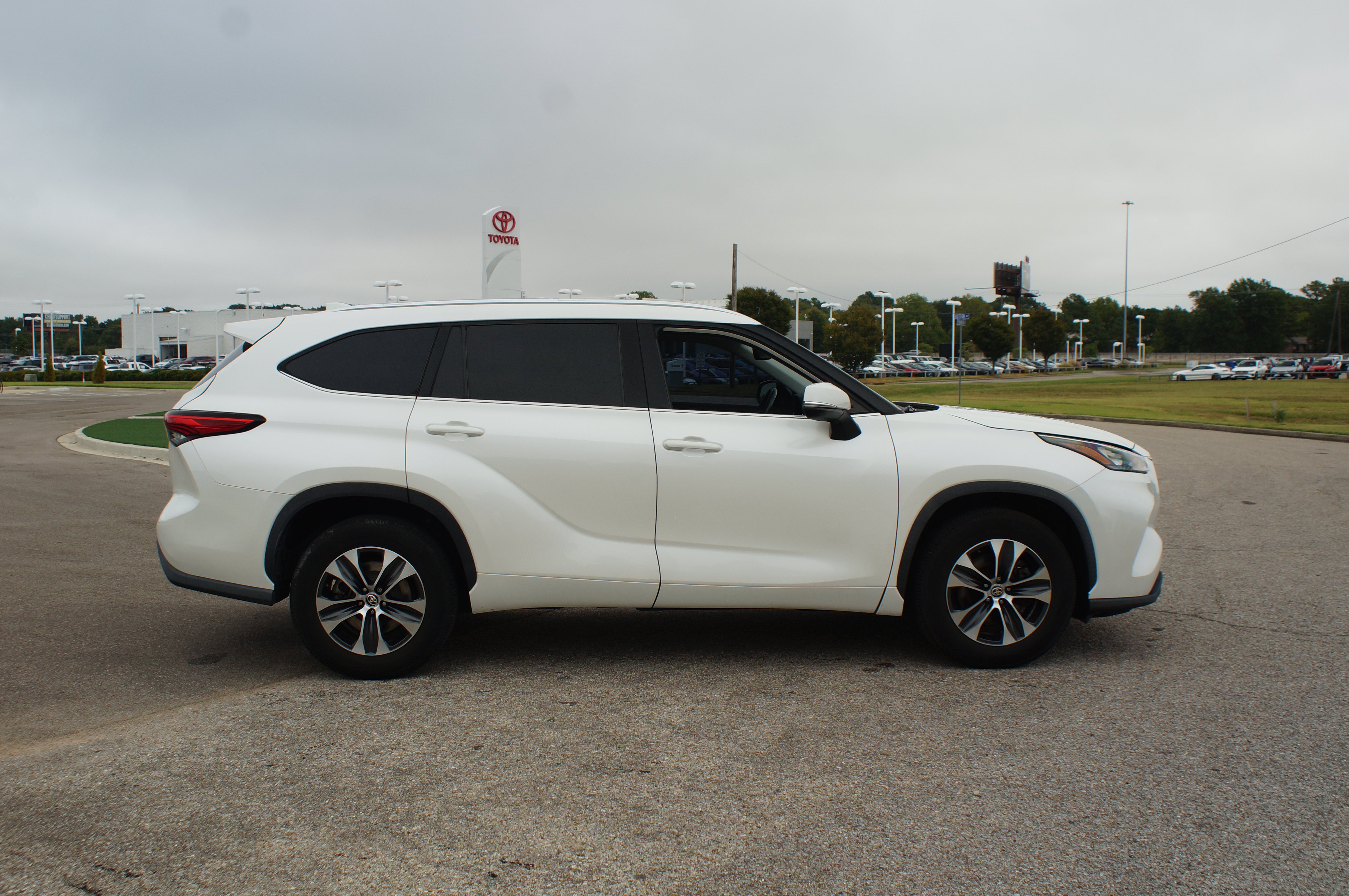2020 Toyota Highlander XLE