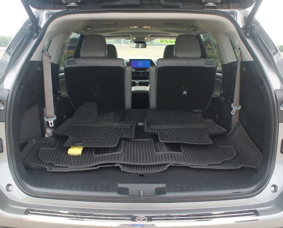 2026 Toyota Highlander Hybrid XLE