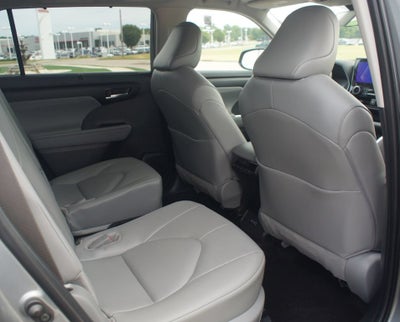 2026 Toyota Highlander Hybrid XLE