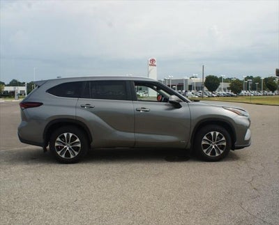 2026 Toyota Highlander Hybrid XLE