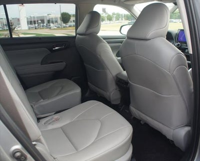 2026 Toyota Highlander Hybrid XLE