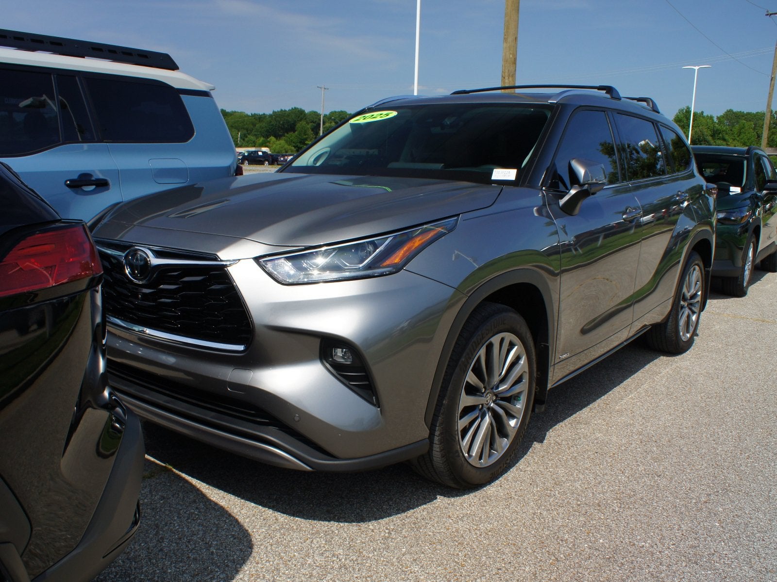 2025 Toyota Highlander Hybrid Limited 25th Edition