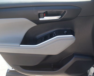 2026 Toyota Highlander Hybrid XLE