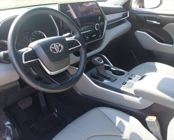 2026 Toyota Highlander Hybrid XLE