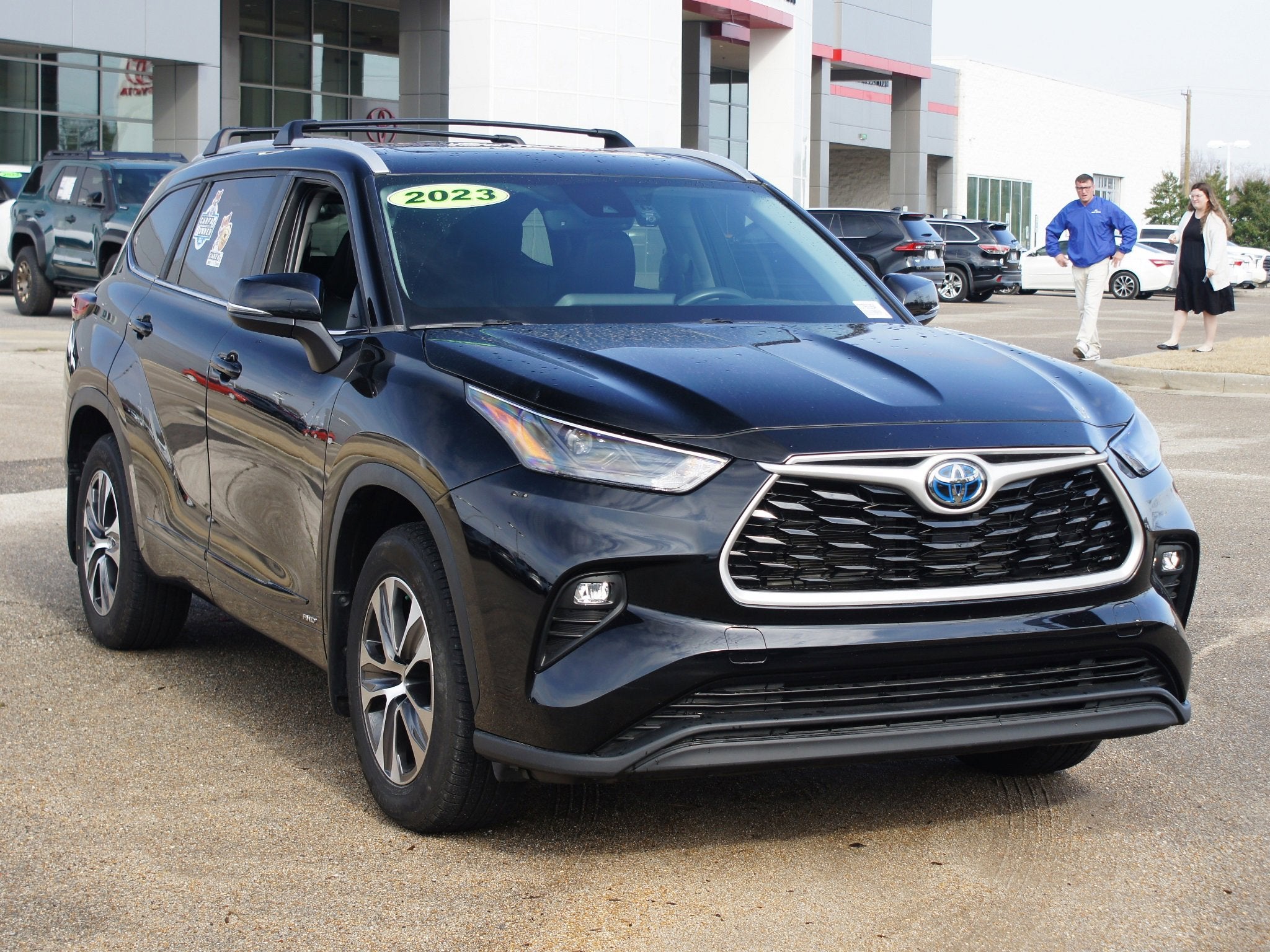 2023 Toyota Highlander Hybrid XLE