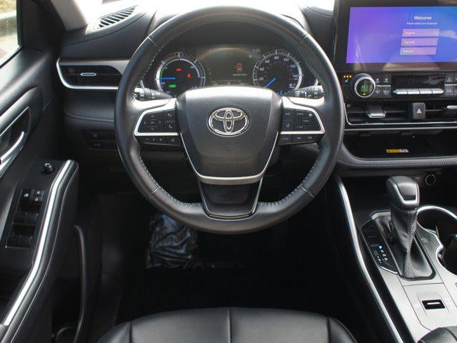 2023 Toyota Highlander Hybrid XLE