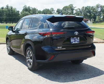 2026 Toyota Highlander Hybrid XLE