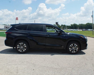 2026 Toyota Highlander Hybrid XLE