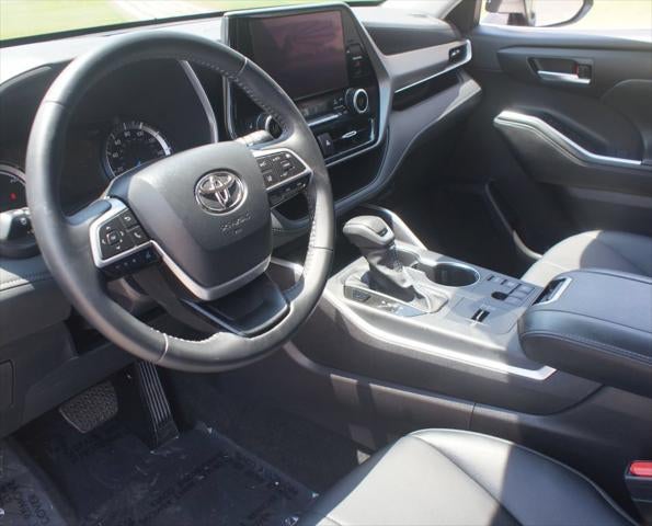 2026 Toyota Highlander Hybrid XLE